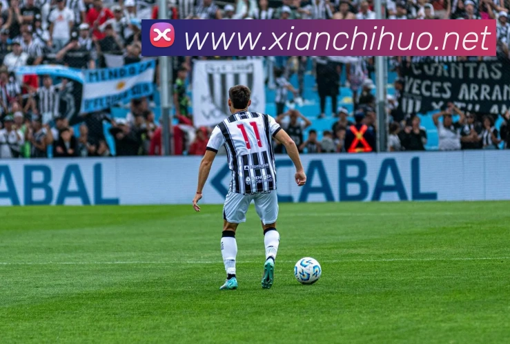 季前赛热点:曼联对阵巴萨友谊赛阵容分析与赛果解读