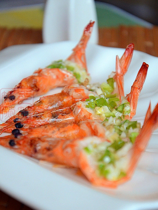 沙拉酱蒜蓉烤虾怎么做最好吃,做法和配料