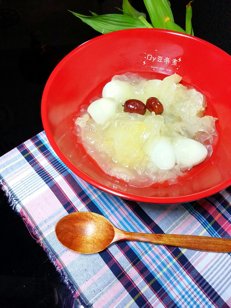 木耳鹌鹑蛋烧排骨怎么做最好吃,制作方法与配料