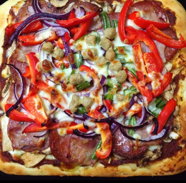 Pizza披萨怎么做最好吃,制作方法与配料