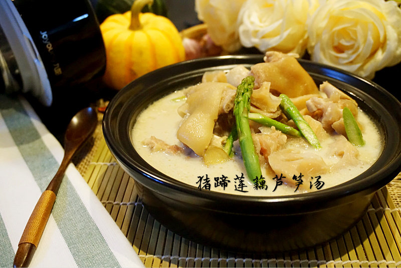 莲藕马蹄猪骨汤的家常做法,10种好吃的做法